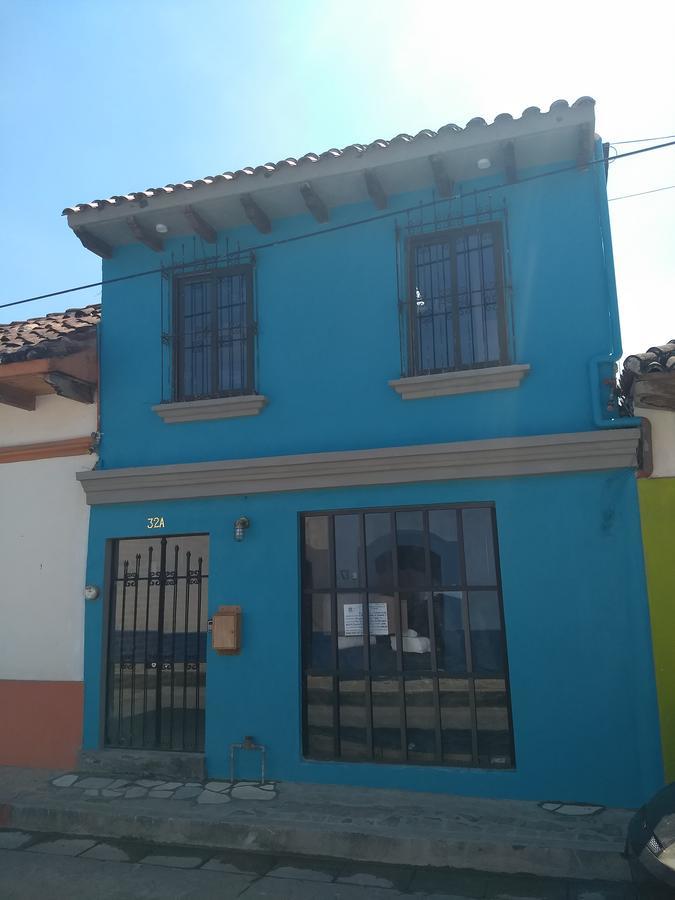 La Abuelita Hostal San Cristóbal de Las Casas エクステリア 写真